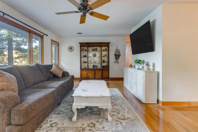 Antiquing & Fishing: Riverfront Waupaca Home!