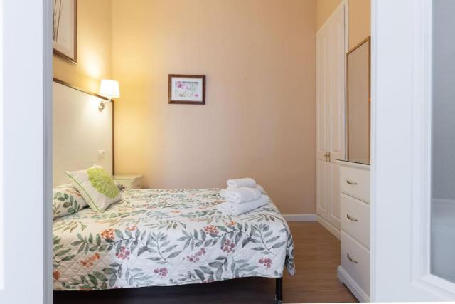Central Apartment Sleeps 6 Fast Wi-Fi 2 Bathrooms