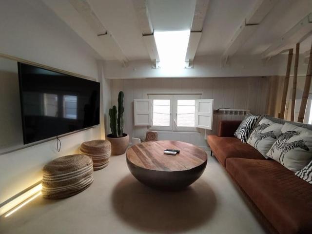 Estudio Cama King