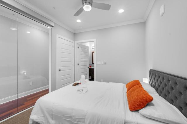 Chic NoLibs 1BR - Pool & Gym
