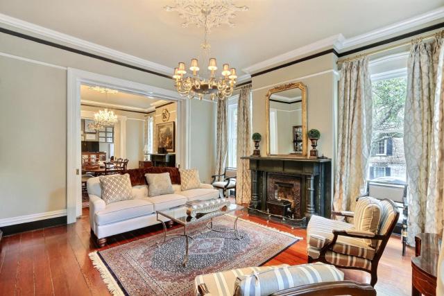 121 W Jones Parlor