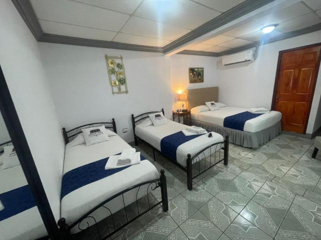 Hostal Clary