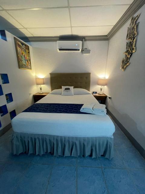 Hostal Clary