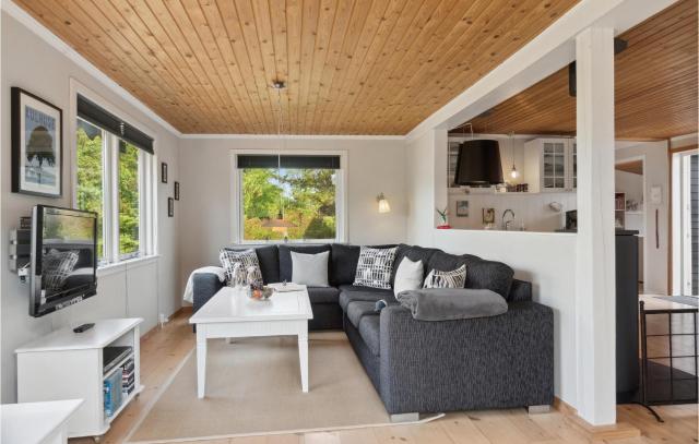 Amazing Home In Jægerspris With Wifi