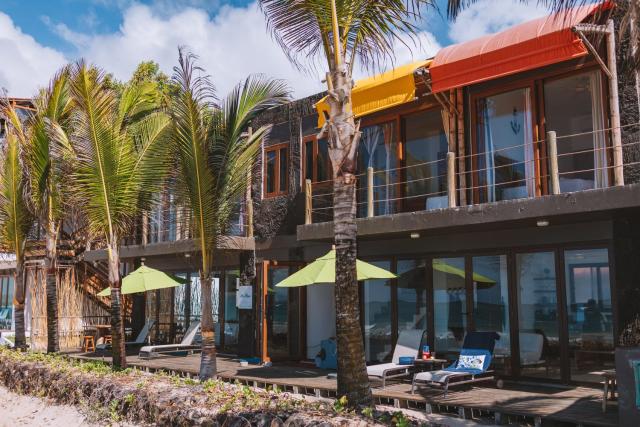 Mi Playa Galapagos Beachfront Apartments