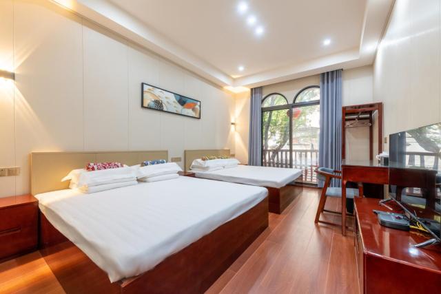 Chongqing Kaibu Courtyard Centennial Style of Western-style Houses High-end Residence Nanbin Road Changjiang Cableway Store