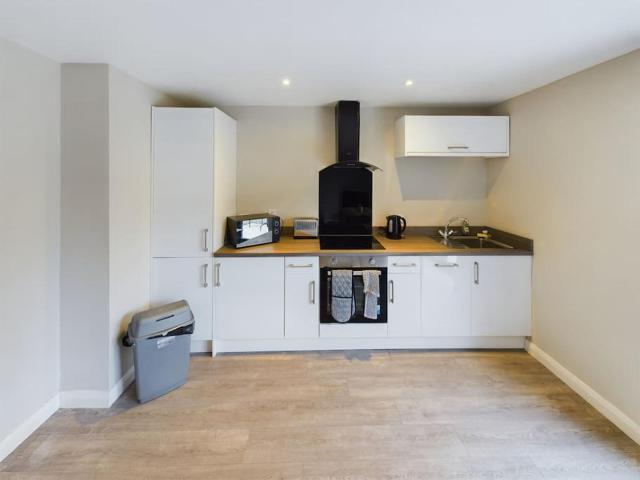 1 Bed apartment in East of City