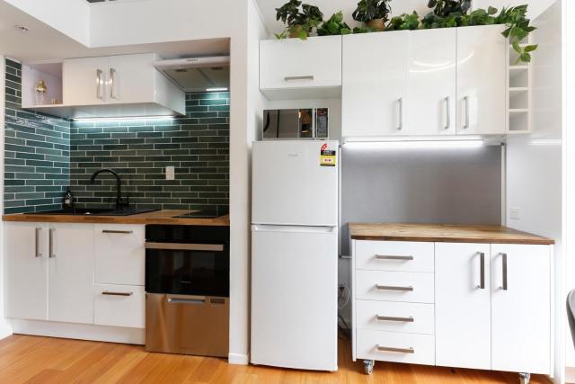 Studio Loft Apartment w bikes Wifi CBD