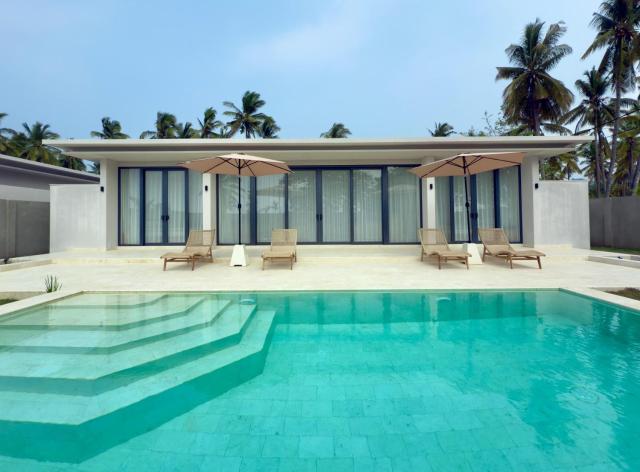 W&W Private two-bedroom villa with swimming pool