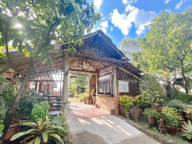RedDoorz Hostel at Megans Paradisio Beach Resort