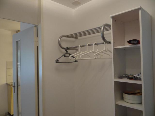 Apartment Sunnmatt Süd Wohnung 432 by Interhome