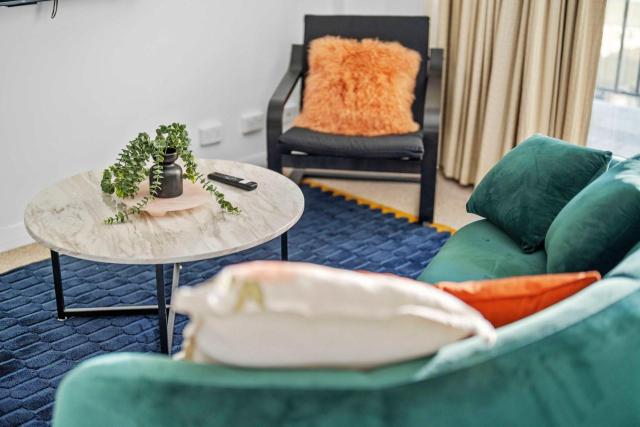Central Chic Stay