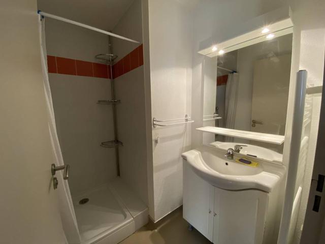 Appartement cosy Cauterets, télécabine, parking, Wi-Fi, 4 pers - FR-1-812-79