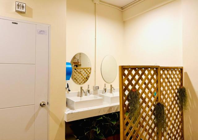 Charming Hostel