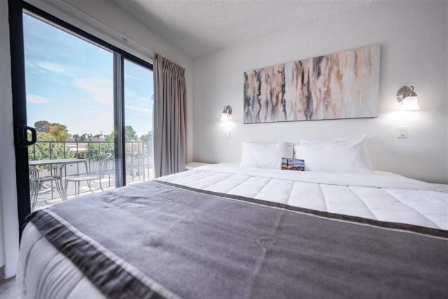 113-Fully Furnished 1BR Suite-Prime Location
