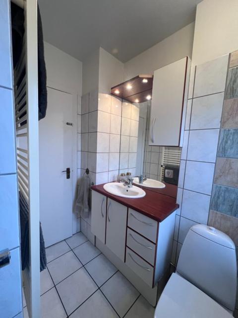Homely flat with amazing views