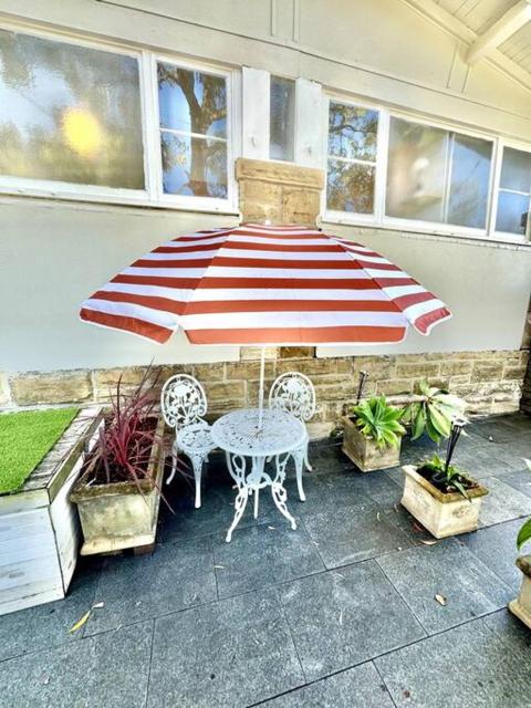 One Bed Apartment - Coogee Beach