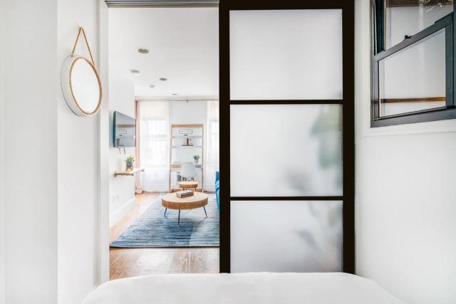 69-3B Prime Lower East Side BRAND NEW 1br Apt