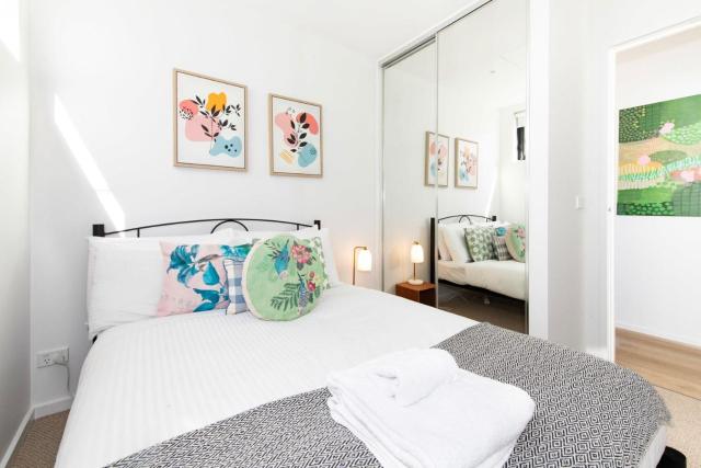 Stylish Urban Retreat Prime Location