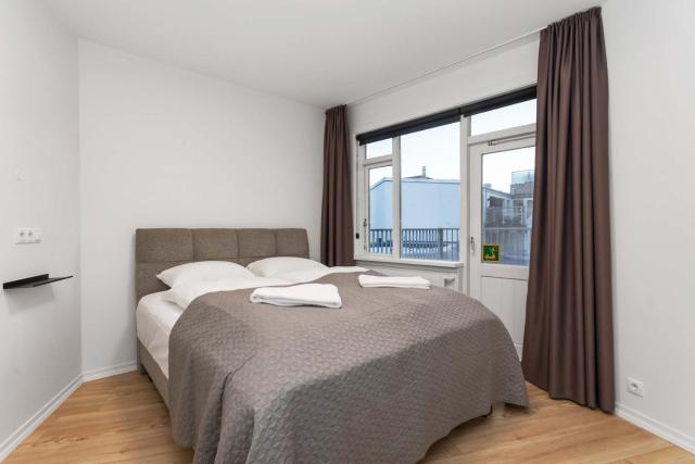 Three Bedroom Apartment on Rainbow Street by Heimaleiga