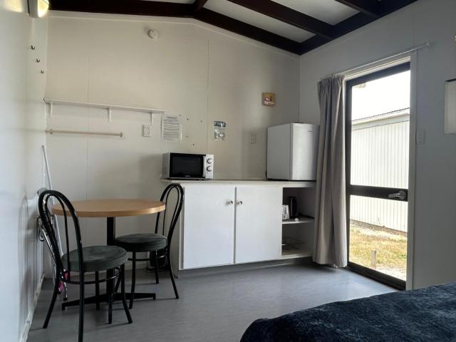 Waikuku Beach Holiday Park