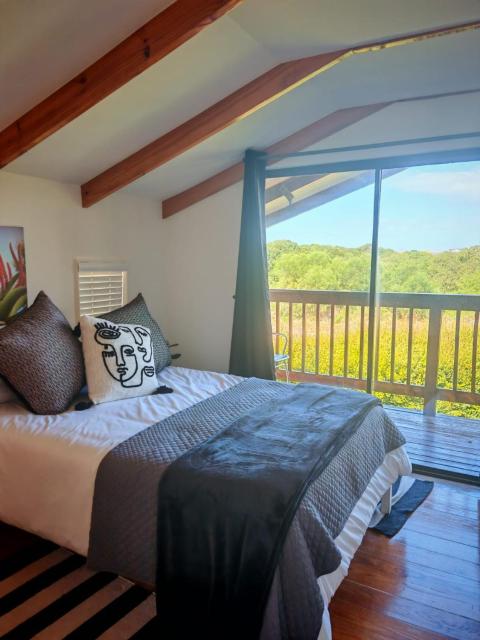 Kingfisher Cabin