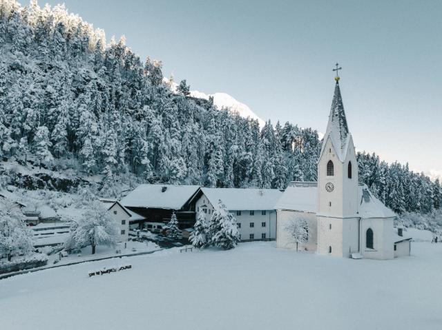 Klostergut Kronburg
