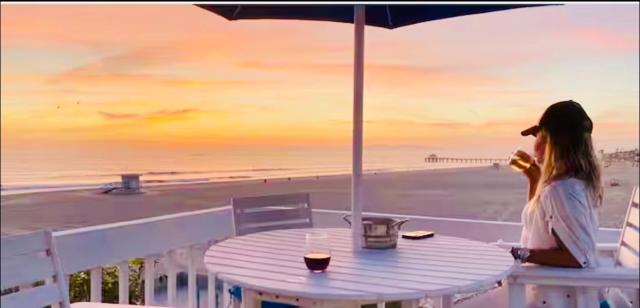90210 Beach House Top Unit