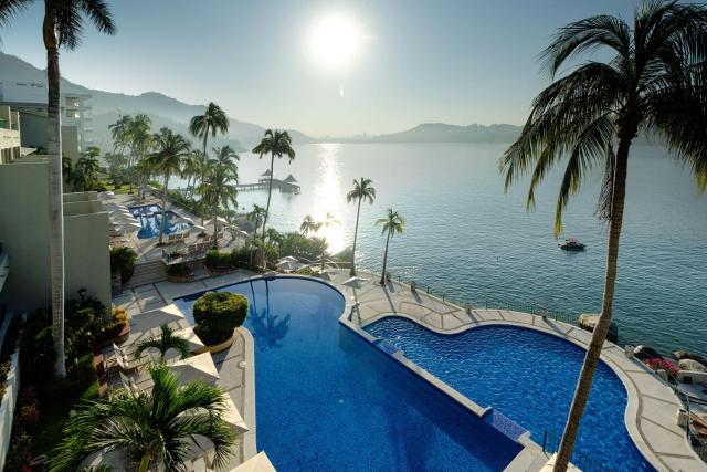 Camino Real Acapulco Diamante