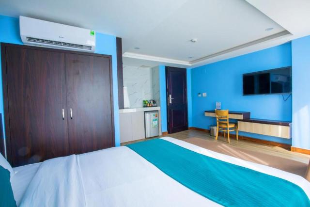 Blue Ocean Beachside Hotel Danang