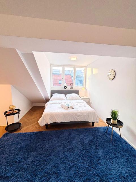 Simply Five Apartment