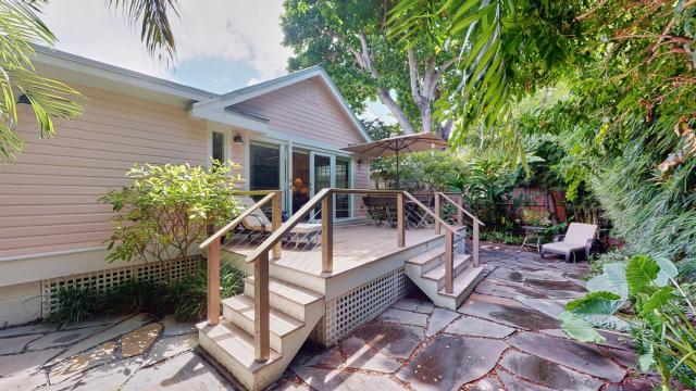 Gumbo Limbo Cottage