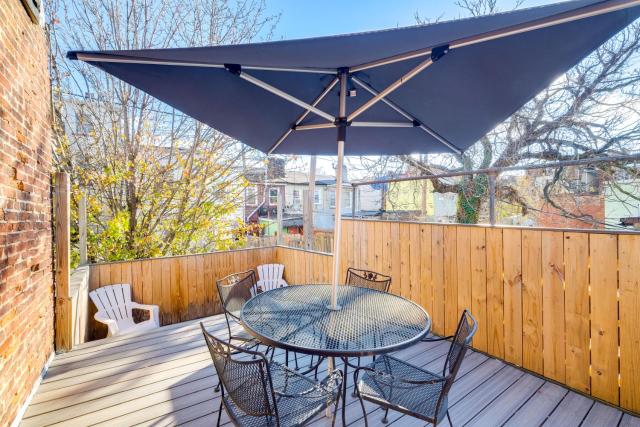 1 Mi to Dtwn: Townhome w/ Patio in Baltimore!