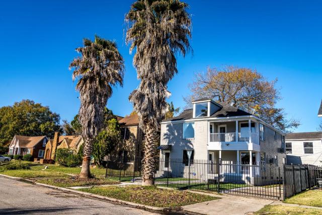 Spacious 6BR-Sleeps 20 Perfect for Families-Groups