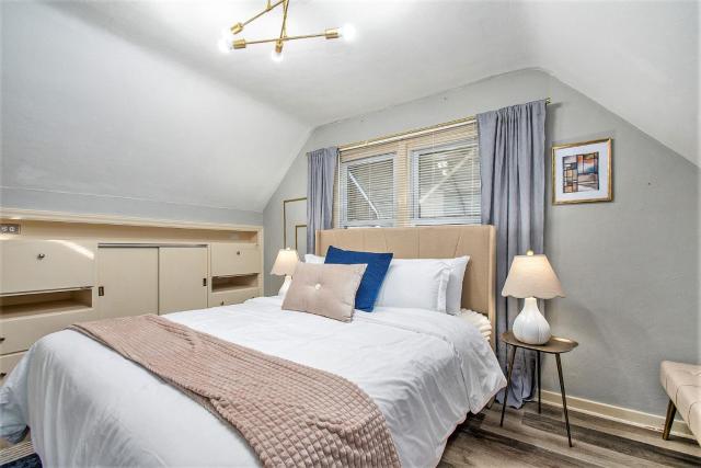 Tahanan - Cozy 4BD Near Downtown & UND - Gameroom