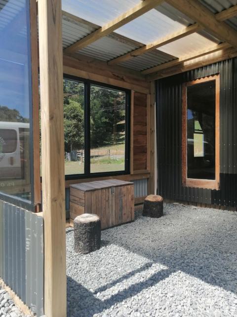 Wakamarina off grid retreat