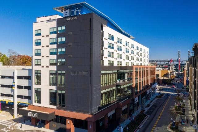 Aloft by Marriott Atlanta at The Battery Atlanta