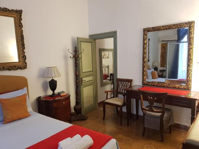 Casa Rdue a quiet historic center of Palermo