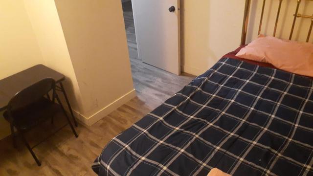 Private bedroom with queen bed