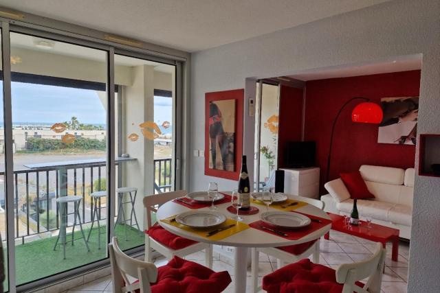 Naturiste Cap d'Agde Héliopolis F 61