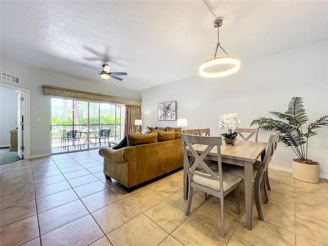 Spacious 3 Bed 3 Bath Luxury Condo 5 min from Disney