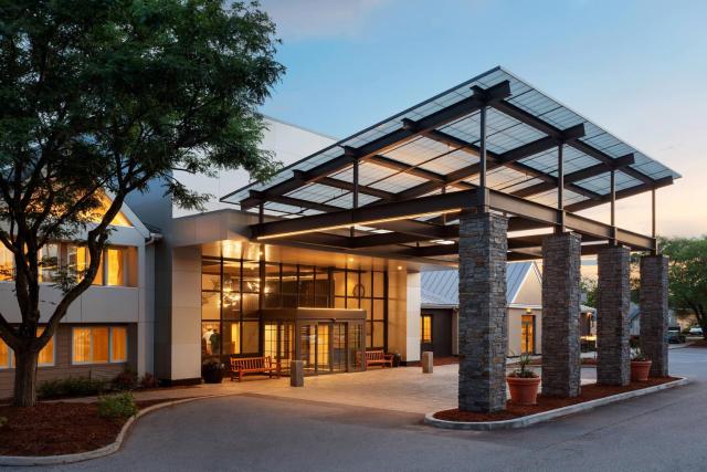 Delta Hotels by Marriott Burlington