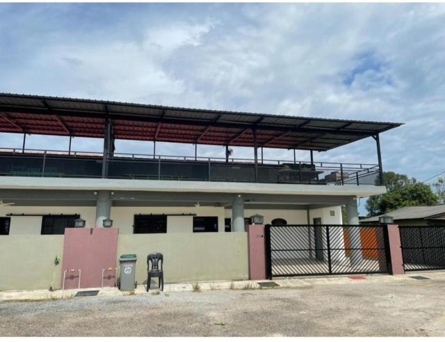 RALI PD HOME D 16Pax karaoke and swimming pool