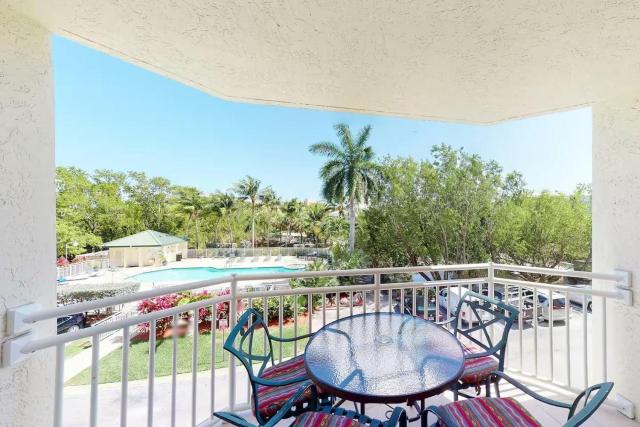 The Cat Island Suite - Sunrise Suites