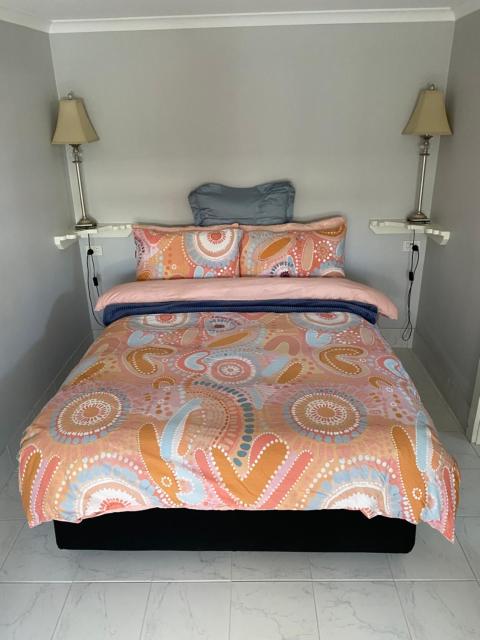 Churchill's B&B twin spa getaway Studio