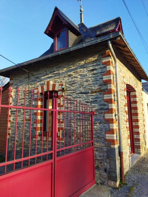 Le kiosque de la villa des roses charmant et atypique