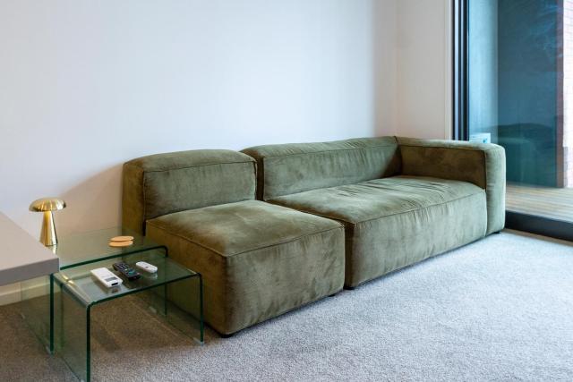 Single-Level Retreat 1 bed 1 bath With Balcony