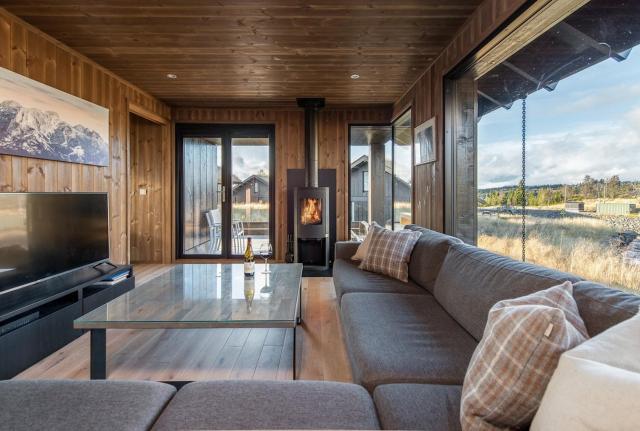 Modern cabin Hafjell high standard ski-in out