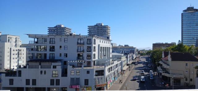 UNIT 503 EIGHTY TWO on MAIN, SEAPOINT