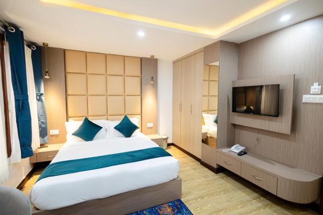 SRK Service Apartment And Hotel